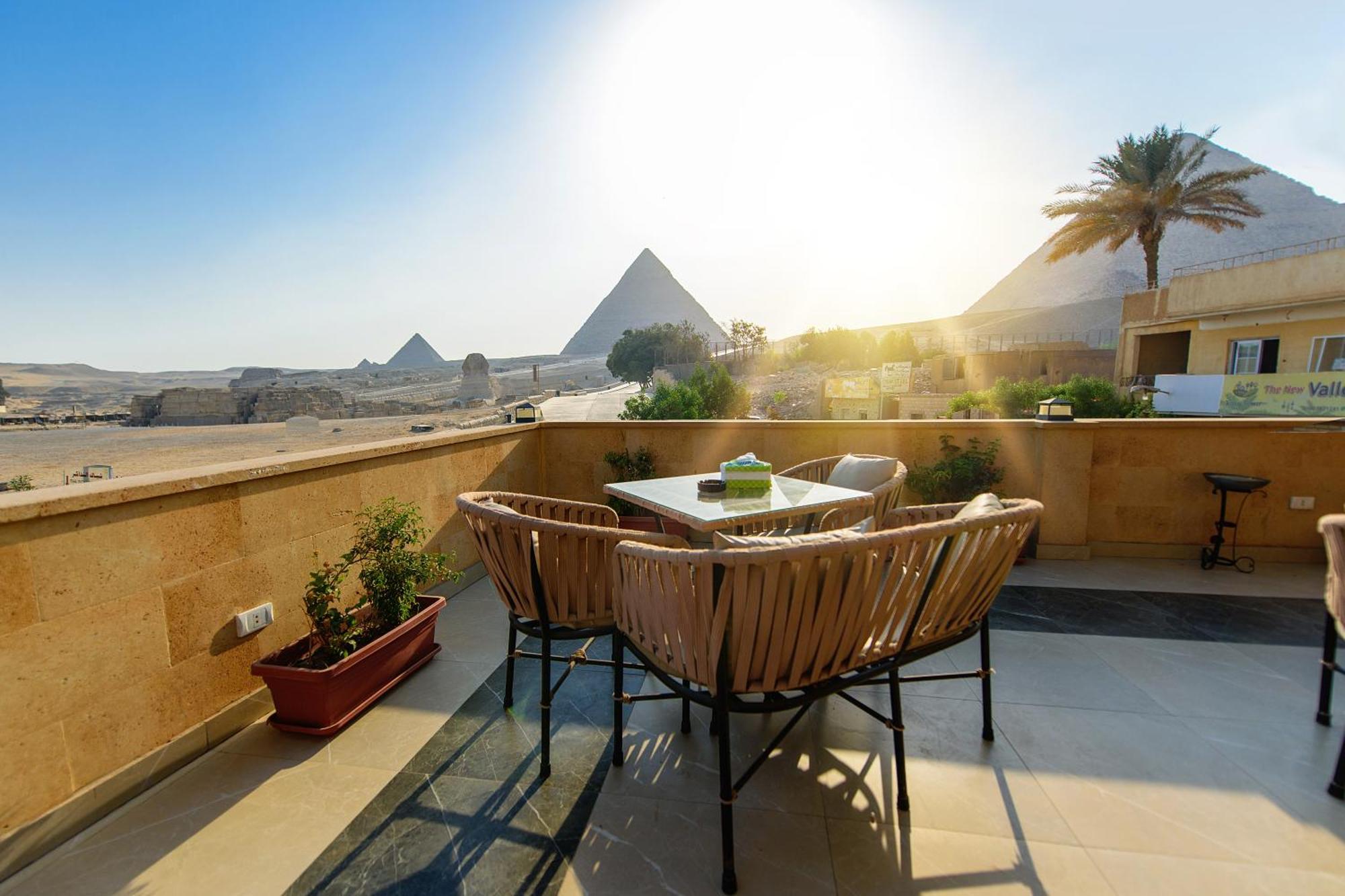 The Gate Hotel Front Pyramids & Sphinx View Kafret el-Gabal Exterior foto